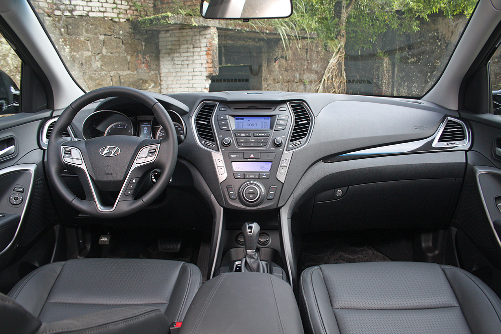 百萬以內國產SUV新選擇 現代《Hyundai Santa Fe》 2.4 GDi汽油入門版試駕心得 百萬以內國產SUV新選擇 現代《Hyundai Santa Fe》 2.4 GDi汽油入門版試駕心得