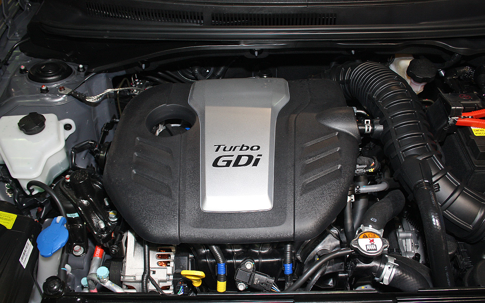 新車三連發!現代《Hyundai Sonata》正式發表 小改《Veloster》、《Santa Fe》2.4汽油車型聯袂登場 ( 新車三連發!現代《Hyundai Sonata》正式發表 小改《Veloster》、《Santa Fe》2.4汽油車型聯袂登場 (