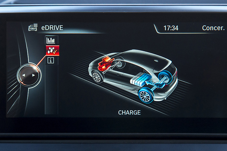 寶馬《BMW 2 Series Active Tourer》導入PHEV車型?原型測試車現蹤 寶馬《BMW 2 Series Active Tourer》導入PHEV車型?原型測試車現蹤