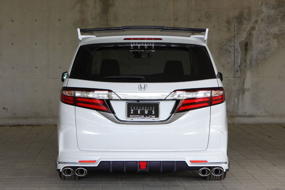 七人座休旅M'z SPEED勁裝上身 原來本田《Honda Odyssey》也能殺很大… 七人座休旅M'z SPEED勁裝上身 原來本田《Honda Odyssey》也能殺很大…