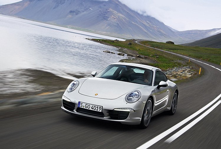 首度無偽裝曝光 小改款保時捷《Porsche 911》紐伯林現型 首度無偽裝曝光 小改款保時捷《Porsche 911》紐伯林現型
