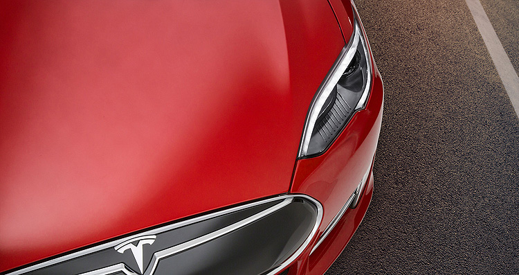 Model X最快兩個月後現身 0~96km/h加速2.8秒的《Tesla Model S P90D》正式登場 Model X最快兩個月後現身 0~96km/h加速2.8秒的《Tesla Model S P90D》正式登場