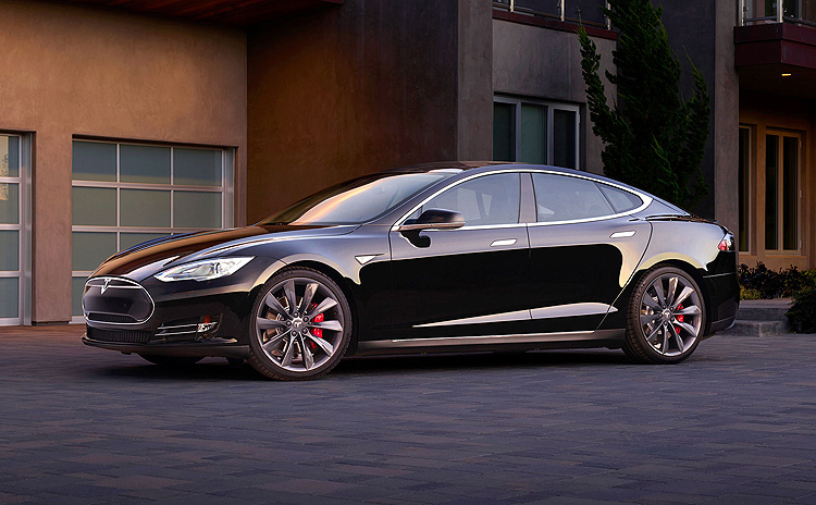 Model X最快兩個月後現身 0~96km/h加速2.8秒的《Tesla Model S P90D》正式登場 Model X最快兩個月後現身 0~96km/h加速2.8秒的《Tesla Model S P90D》正式登場