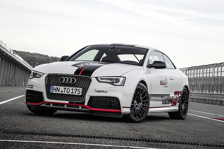 強植3.0升V6電子渦輪引擎 新一代奧迪《Audi RS4 Avant》將擁480hp最大馬力 強植3.0升V6電子渦輪引擎 新一代奧迪《Audi RS4 Avant》將擁480hp最大馬力