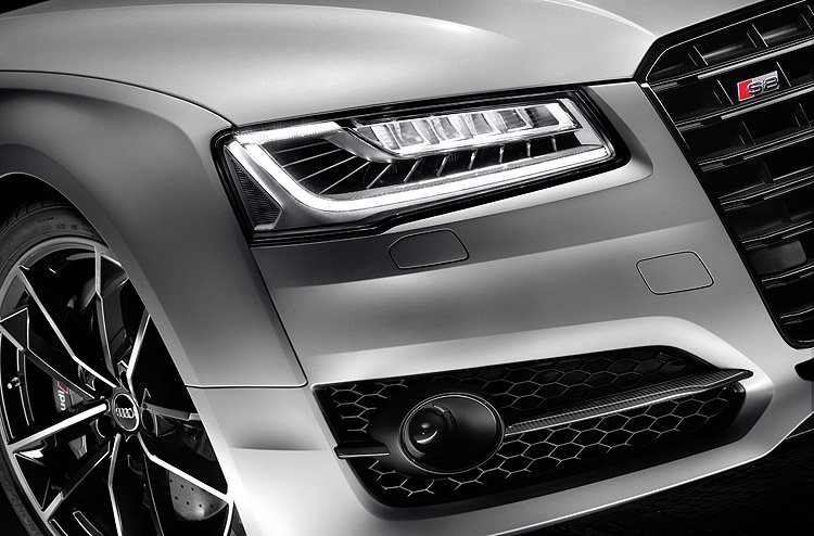 520匹不夠那破600匹能滿足你嗎? 全新奧迪《Audi S8 plus》605匹最大馬力正式亮相 520匹不夠那破600匹能滿足你嗎? 全新奧迪《Audi S8 plus》605匹最大馬力正式亮相