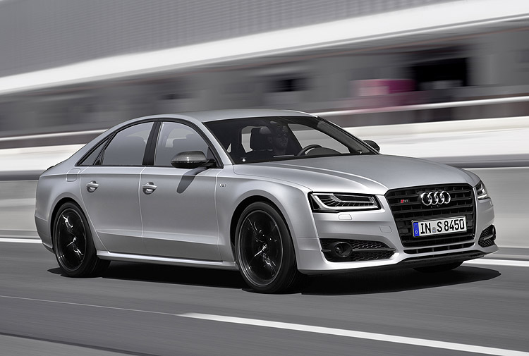 520匹不夠那破600匹能滿足你嗎? 全新奧迪《Audi S8 plus》605匹最大馬力正式亮相 520匹不夠那破600匹能滿足你嗎? 全新奧迪《Audi S8 plus》605匹最大馬力正式亮相