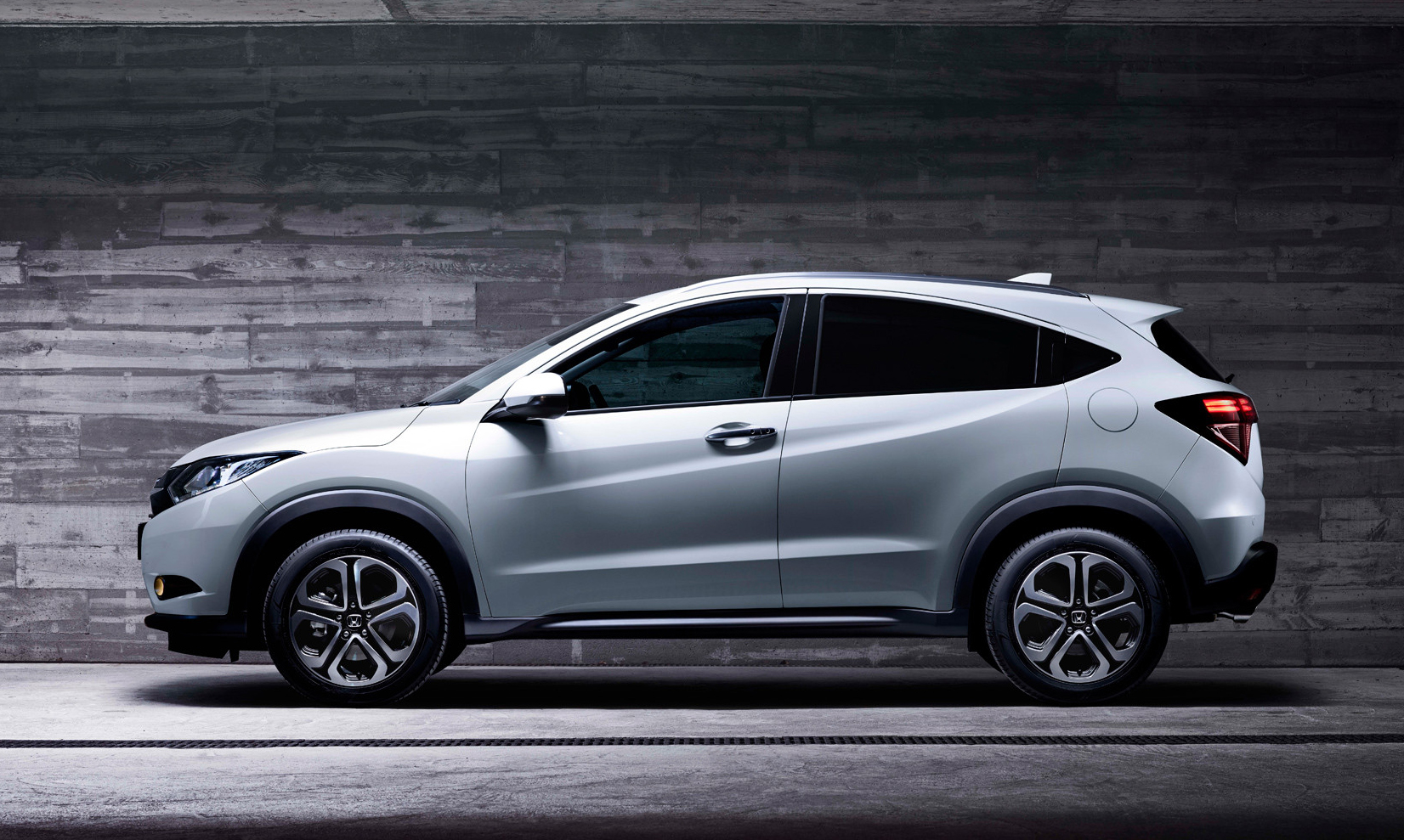 SUV市場風雲再起!?本田《Honda HR-V》傳出將導入國產 十代《Civic》改掛進口身份 SUV市場風雲再起!?本田《Honda HR-V》傳出將導入國產 十代《Civic》改掛進口身份
