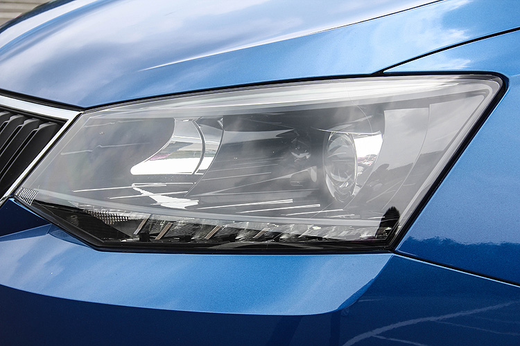 日歐小掀背近身火拼 ─《Mazda2》vs.《Škoda Fabia》配備、保養成本正面交鋒 日歐小掀背近身火拼 ─《Mazda2》vs.《Škoda Fabia》配備、保養成本正面交鋒