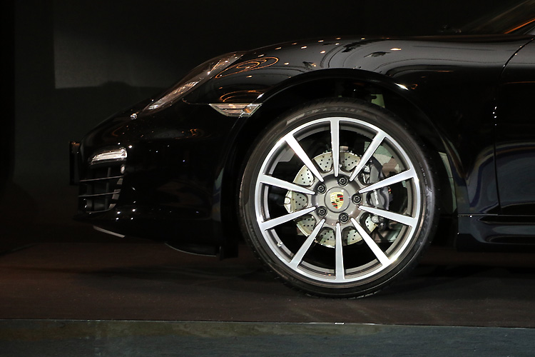 限量30輛勁黑特式 《Porsche 911/Boxster Black Edition》登臺開賣 限量30輛勁黑特式 《Porsche 911/Boxster Black Edition》登臺開賣