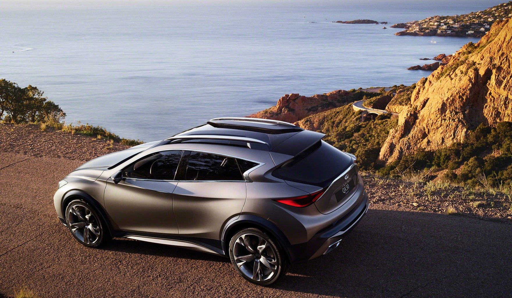 好戲在後頭!Q30跨界兄弟《Infiniti QX30》量產版預告將現身年底洛杉磯車展 好戲在後頭!Q30跨界兄弟《Infiniti QX30》量產版預告將現身年底洛杉磯車展