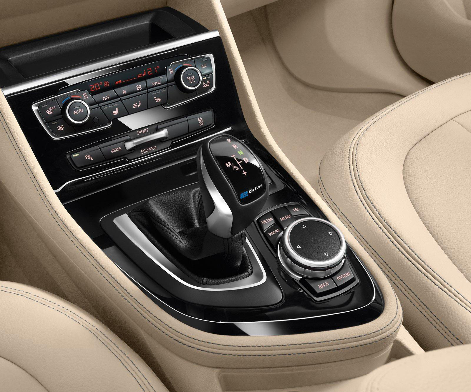 有性能又節能!油電四驅新成員《BMW 225xe plug-in hybrid》預告法蘭克福車展亮相 有性能又節能!油電四驅新成員《BMW 225xe plug-in hybrid》預告法蘭克福車展亮相
