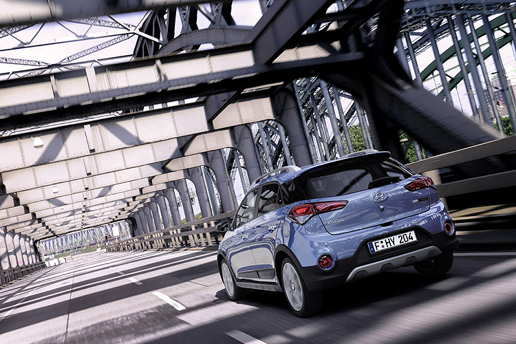 都會取向 現代《Hyundai i20 Active》全新亮相 都會取向 現代《Hyundai i20 Active》全新亮相