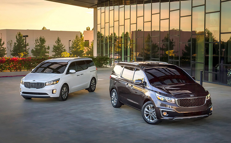 國內爭取最快明年導入 起亞《Kia Grand Carnival》車體多勇自由落體撞給你看 國內爭取最快明年導入 起亞《Kia Grand Carnival》車體多勇自由落體撞給你看