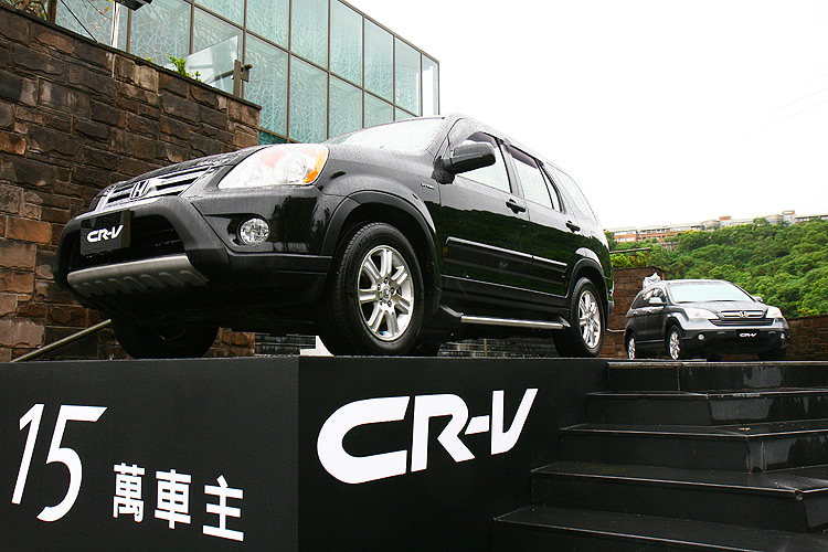 歷時12年、三車型世代 本田《Honda CR-V》達成15萬台灣車主肯定 歷時12年、三車型世代 本田《Honda CR-V》達成15萬台灣車主肯定