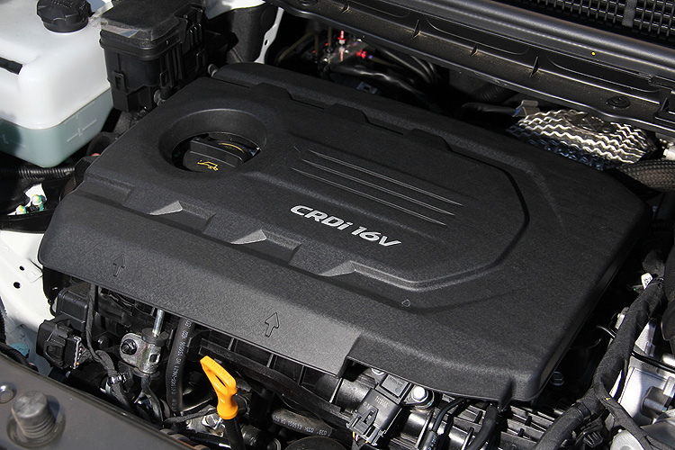 柴油展雄心 ─ 起亞《Kia Carens CRDi》試駕剖析 柴油展雄心 ─ 起亞《Kia Carens CRDi》試駕剖析