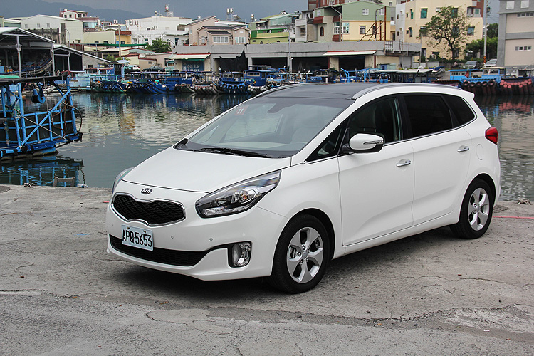 柴油展雄心 ─ 起亞《Kia Carens CRDi》試駕剖析 柴油展雄心 ─ 起亞《Kia Carens CRDi》試駕剖析