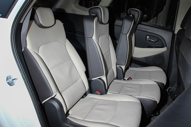 柴油展雄心 ─ 起亞《Kia Carens CRDi》試駕剖析 柴油展雄心 ─ 起亞《Kia Carens CRDi》試駕剖析