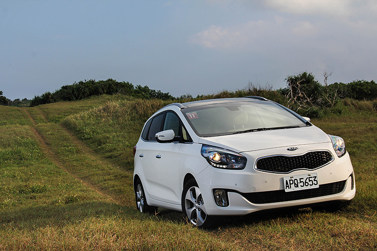 柴油展雄心 ─ 起亞《Kia Carens CRDi》試駕剖析 柴油展雄心 ─ 起亞《Kia Carens CRDi》試駕剖析