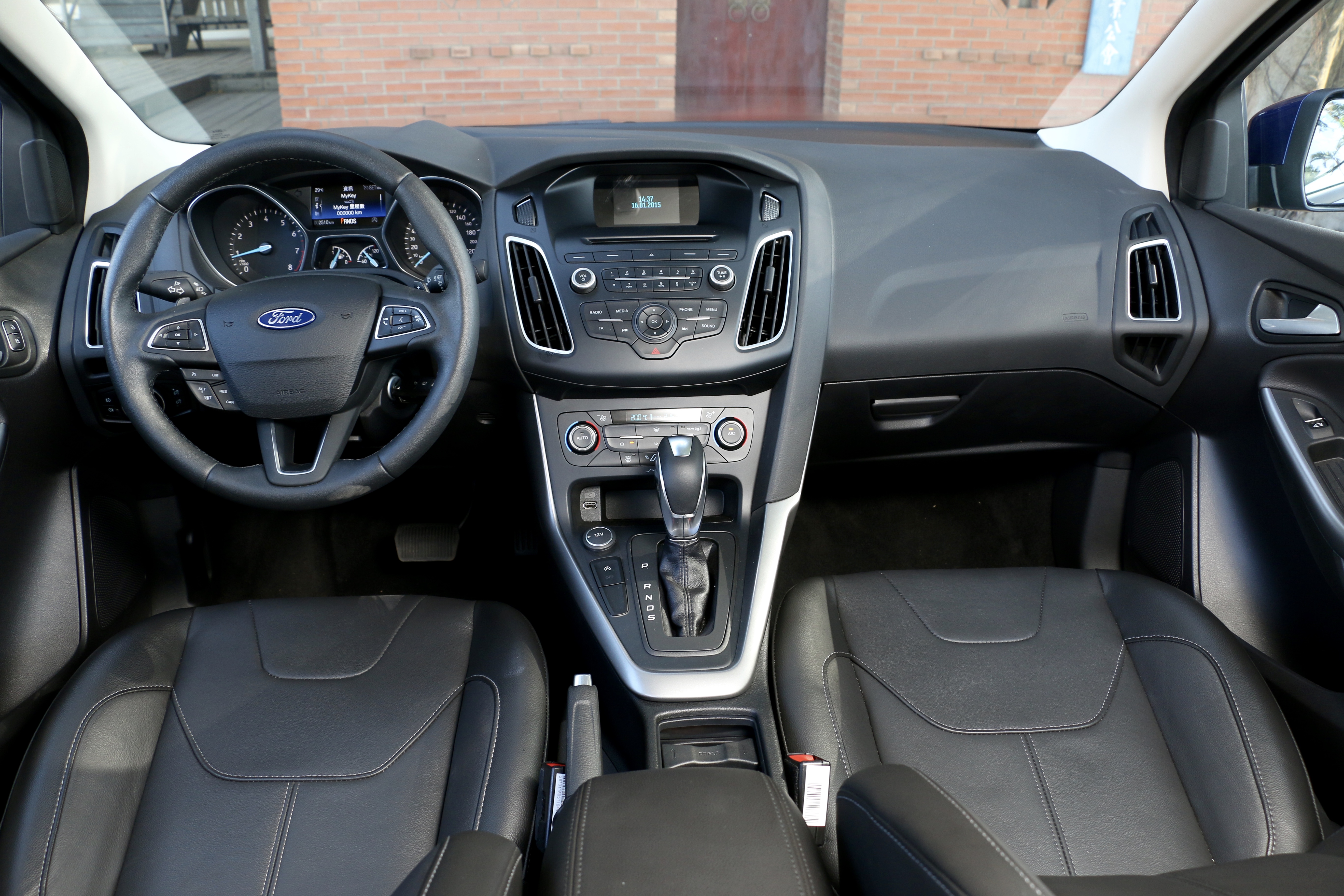 售價再降入門車型64.5萬元起!小改款福特《Ford Focus》正式發表&搶先試駕體驗 售價再降入門車型64.5萬元起!小改款福特《Ford Focus》正式發表&搶先試駕體驗