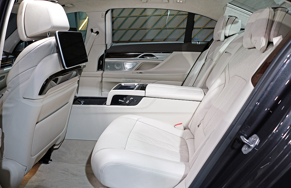 新一代科技旗艦即將登台 全新大改款寶馬《BMW 740Li》長軸車型搶先預賞 新一代科技旗艦即將登台 全新大改款寶馬《BMW 740Li》長軸車型搶先預賞