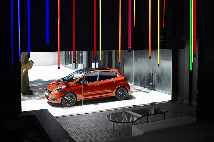 PureTech三缸渦輪引擎叩關!小改款寶獅《Peugeot 208》車系全數到位新登場 PureTech三缸渦輪引擎叩關!小改款寶獅《Peugeot 208》車系全數到位新登場