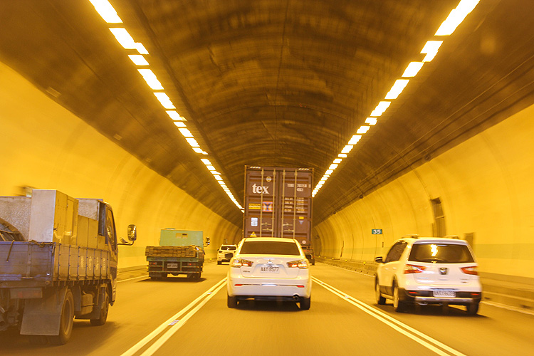 實測油耗18.4km/L ─ 《Kia Carens CRDi》一週通勤油耗測試 實測油耗18.4km/L ─ 《Kia Carens CRDi》一週通勤油耗測試