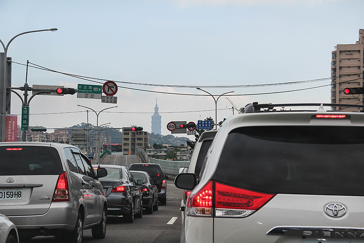 實測油耗18.4km/L ─ 《Kia Carens CRDi》一週通勤油耗測試 實測油耗18.4km/L ─ 《Kia Carens CRDi》一週通勤油耗測試
