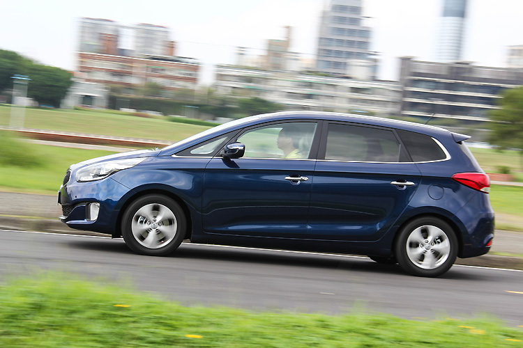 實測油耗18.4km/L ─ 《Kia Carens CRDi》一週通勤油耗測試 實測油耗18.4km/L ─ 《Kia Carens CRDi》一週通勤油耗測試