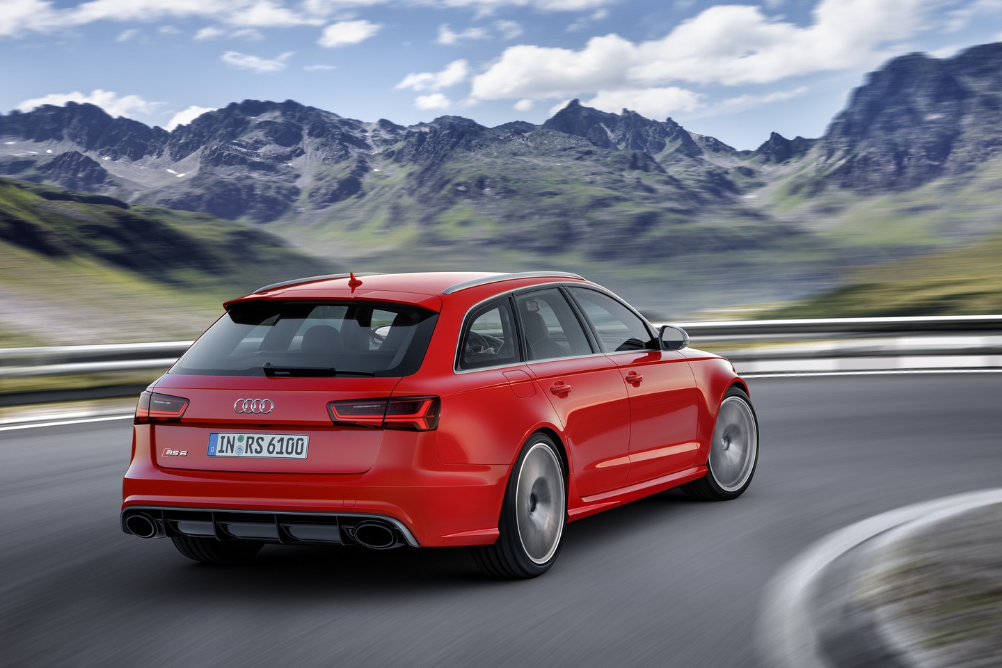 強還要更強! 奧迪《Audi RS 6 Avant/ RS 7 Sportback》推605匹Performance版本 強還要更強! 奧迪《Audi RS 6 Avant/ RS 7 Sportback》推605匹Performance版本