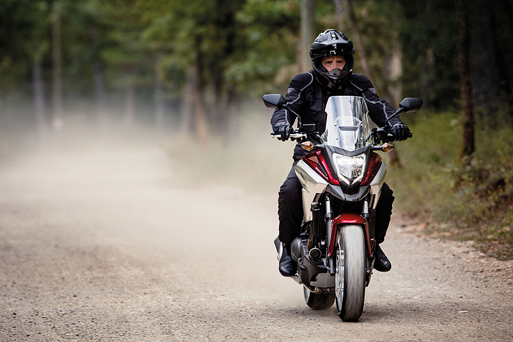 搶在東京車展發表前 本田《Honda CB500X、NC750X》歐規車型首批廠照公佈 搶在東京車展發表前 本田《Honda CB500X、NC750X》歐規車型首批廠照公佈
