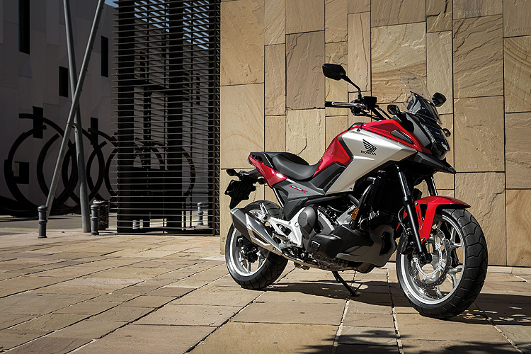 搶在東京車展發表前 本田《Honda CB500X、NC750X》歐規車型首批廠照公佈 搶在東京車展發表前 本田《Honda CB500X、NC750X》歐規車型首批廠照公佈