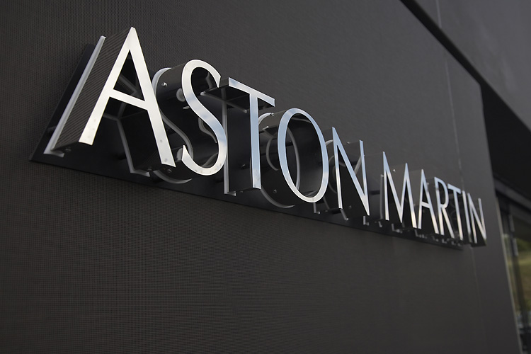 睽違半世紀重返F1 《Aston Martin》2016年起冠名贊助Force India車隊 睽違半世紀重返F1 《Aston Martin》2016年起冠名贊助Force India車隊