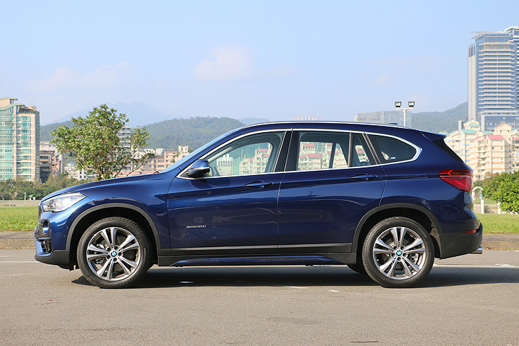 C / P值先決!《BMW X1》sDrive20i與《Lexus NX 200t》旗艦版的空間、配備優劣之爭 C / P值先決!《BMW X1》sDrive20i與《Lexus NX 200t》旗艦版的空間、配備優劣之爭
