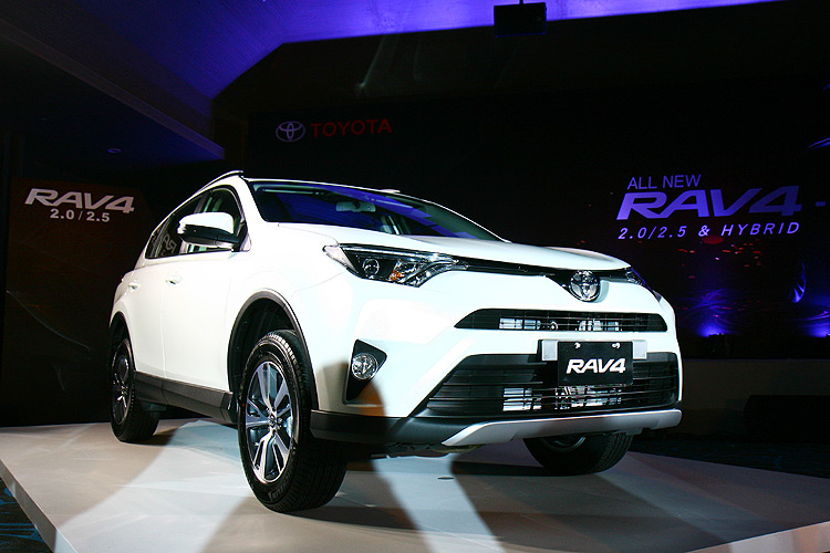 都給你玩就好啦!豐田《Toyota RAV4》小改84.9萬起上市 延續進口SUV銷售王者霸業 都給你玩就好啦!豐田《Toyota RAV4》小改84.9萬起上市 延續進口SUV銷售王者霸業