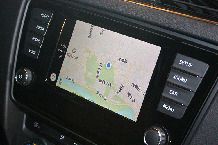 完整CarPlay功能首次導入臺灣 《Škoda Superb》標配Smart Link下月上市 完整CarPlay功能首次導入臺灣 《Škoda Superb》標配Smart Link下月上市