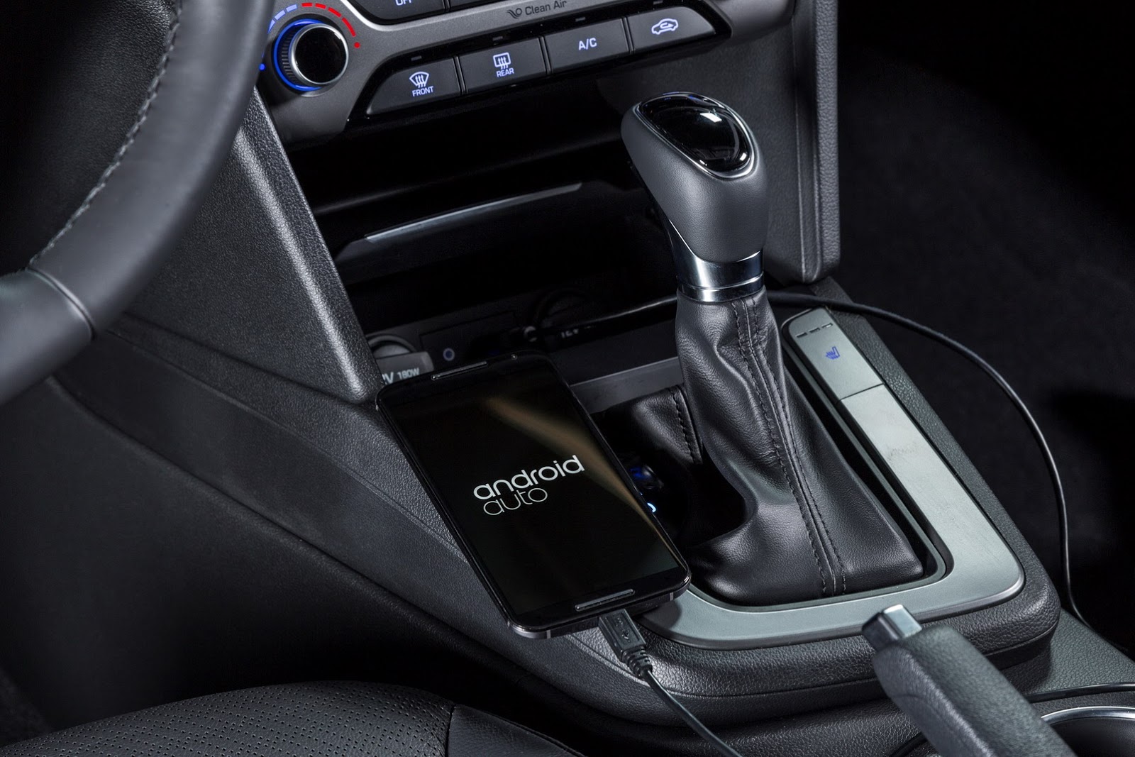 追加1.4升渦輪引擎 現代《Hyundai Elantra》全新大改款車型北美跟進發表 追加1.4升渦輪引擎 現代《Hyundai Elantra》全新大改款車型北美跟進發表