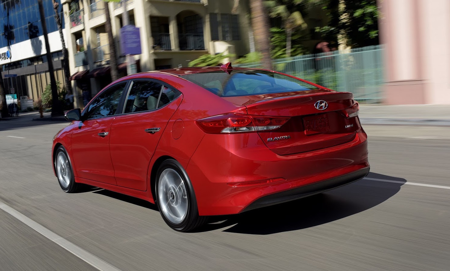 追加1.4升渦輪引擎 現代《Hyundai Elantra》全新大改款車型北美跟進發表 追加1.4升渦輪引擎 現代《Hyundai Elantra》全新大改款車型北美跟進發表