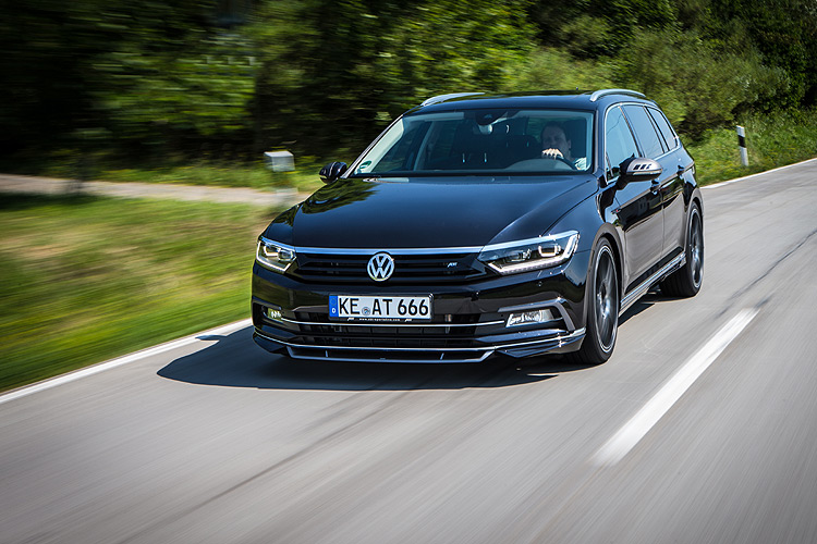 B8世代《Abt Passat》進攻德國Essen改裝車展 B8世代《Abt Passat》進攻德國Essen改裝車展
