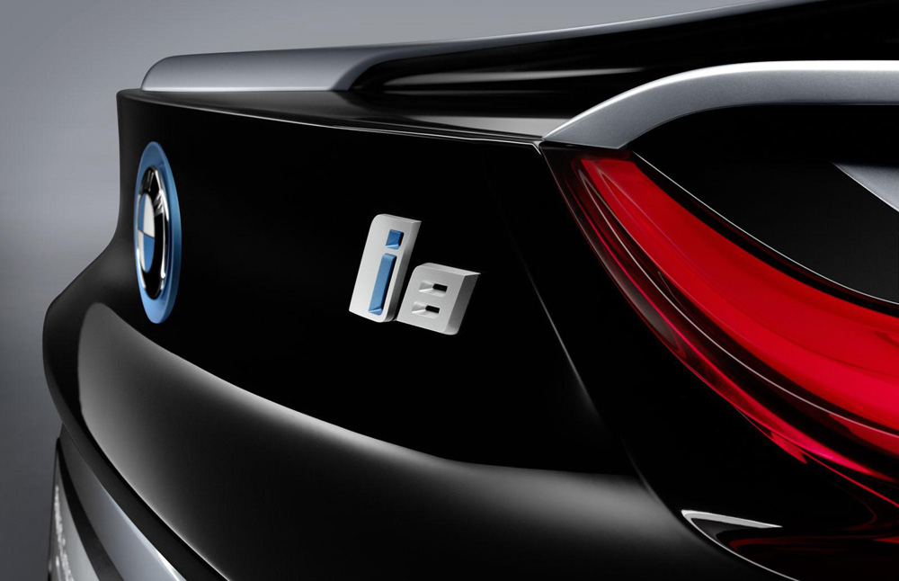 擋不住上空風潮?!寶馬《BMW》執行長透露《i8 Spyder》即將進入量產 擋不住上空風潮?!寶馬《BMW》執行長透露《i8 Spyder》即將進入量產