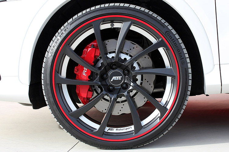動力不嫌多 《Abt RS Q3》挺進410hp / 54.0kg-m! 動力不嫌多 《Abt RS Q3》挺進410hp / 54.0kg-m!
