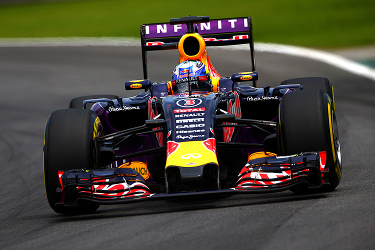 向《Infiniti》說再見 Red Bull Racing攜手TAG Heuer挑戰2016賽季 向《Infiniti》說再見 Red Bull Racing攜手TAG Heuer挑戰2016賽季