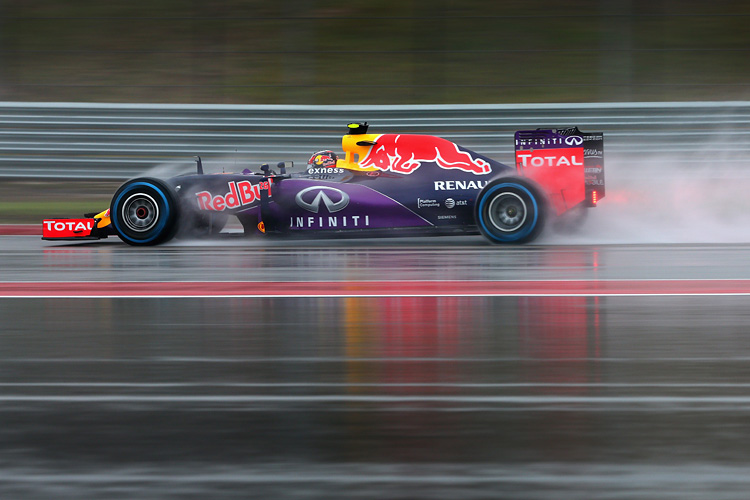 向《Infiniti》說再見 Red Bull Racing攜手TAG Heuer挑戰2016賽季 向《Infiniti》說再見 Red Bull Racing攜手TAG Heuer挑戰2016賽季