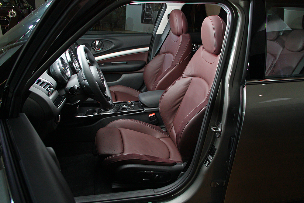 當MINI不再「mini」 全新大改款《MINI Clubman》預售價163萬元起搶先預覽! 當MINI不再「mini」 全新大改款《MINI Clubman》預售價163萬元起搶先預覽!