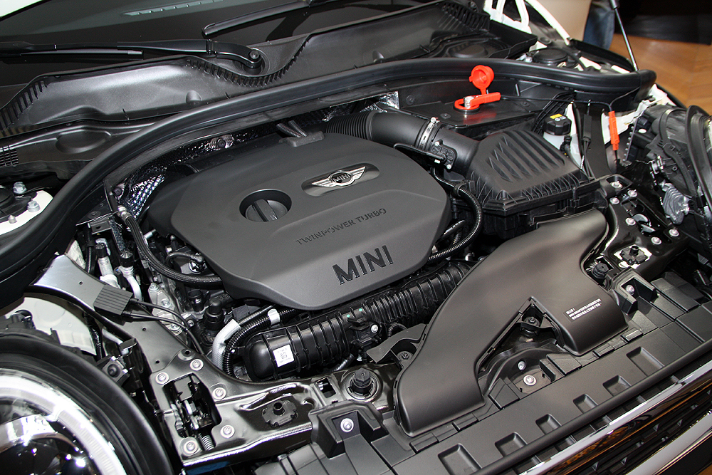 當MINI不再「mini」 全新大改款《MINI Clubman》預售價163萬元起搶先預覽! 當MINI不再「mini」 全新大改款《MINI Clubman》預售價163萬元起搶先預覽!