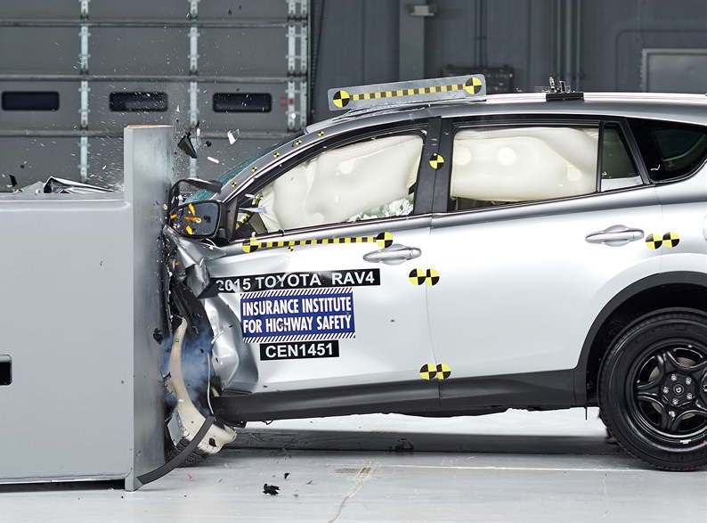 美國《IIHS》安全評選成績出爐 《Toyota & Lexus》共9款車獲最高評價成最大贏家 美國《IIHS》安全評選成績出爐 《Toyota & Lexus》共9款車獲最高評價成最大贏家