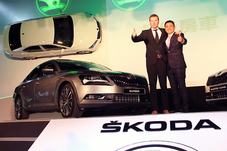 全車系標配9氣囊 《Škoda Superb》優惠價112.9萬元起強勢抵臺 全車系標配9氣囊 《Škoda Superb》優惠價112.9萬元起強勢抵臺