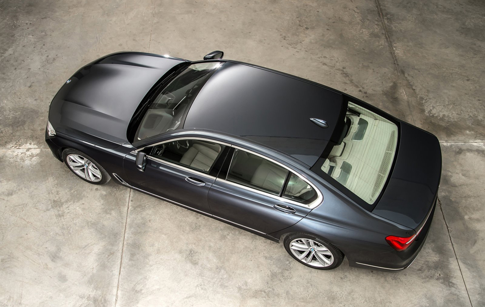 迎合中國市場需求 寶馬《BMW 730Li》超入門「2.0升」長軸車型意外揭露 迎合中國市場需求 寶馬《BMW 730Li》超入門「2.0升」長軸車型意外揭露