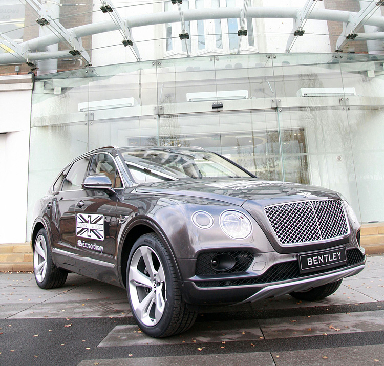 首輛《Bentley Bentayga》下線 預計2016年第二季抵臺開賣 首輛《Bentley Bentayga》下線 預計2016年第二季抵臺開賣