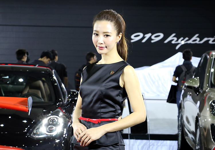 《2016台北車展懶人包》超跑、豪華新車全臺首演20連發!-南港館 (上) 《2016台北車展懶人包》超跑、豪華新車全臺首演20連發!-南港館 (上)