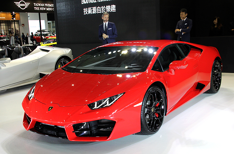《2016台北車展懶人包》超跑、豪華新車全臺首演20連發!-南港館 (上) 《2016台北車展懶人包》超跑、豪華新車全臺首演20連發!-南港館 (上)